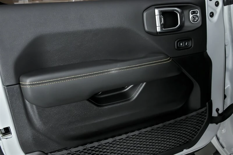 2024 Jeep JL Wrangler - Image 18 of 21
