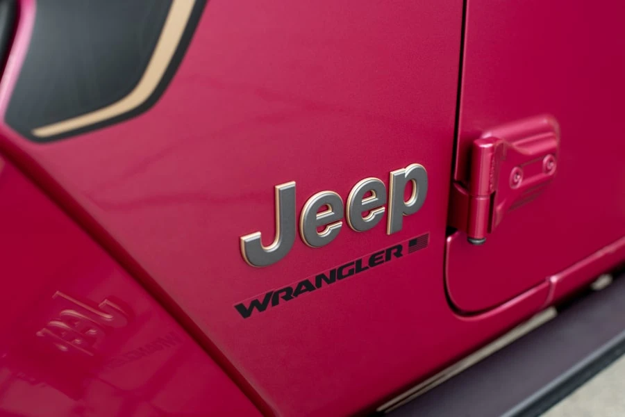 2024 Jeep JL Wrangler - Image 20 of 31