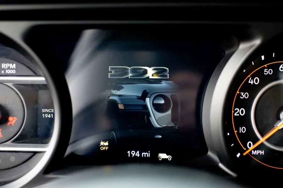 2024 Jeep JL Wrangler - Image 25 of 31