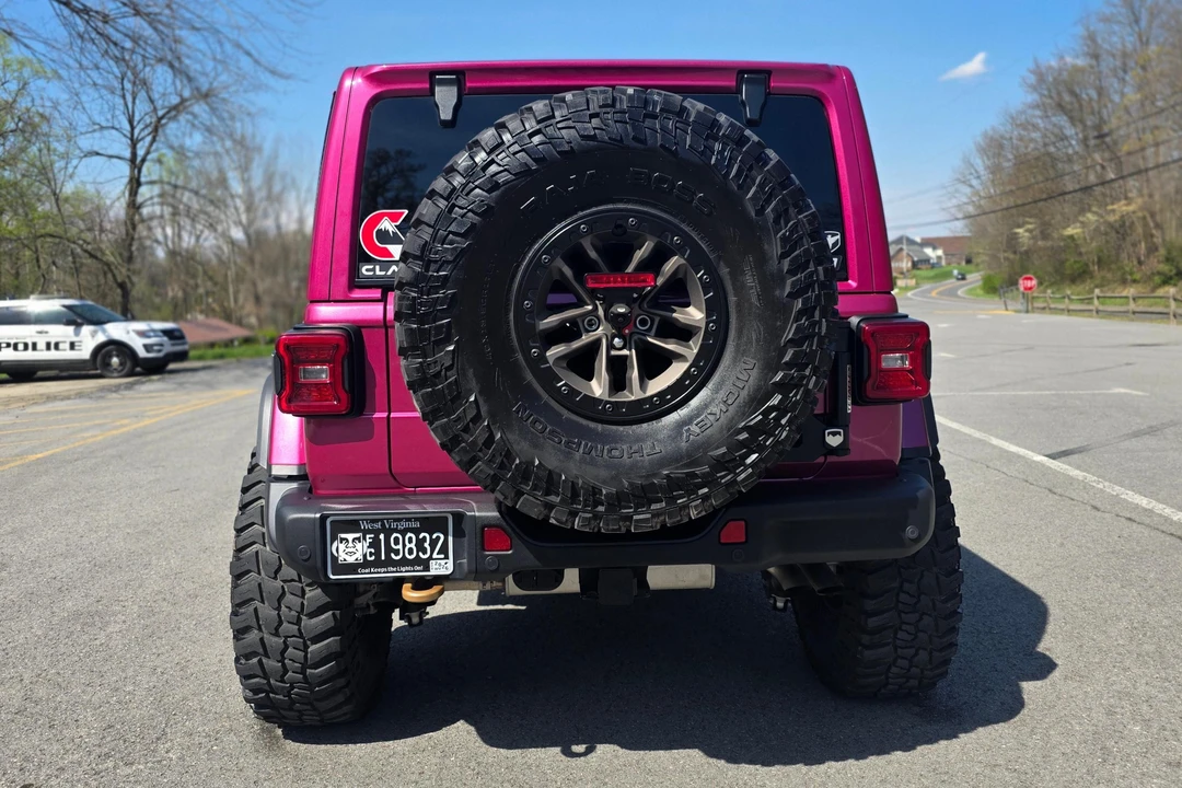 2024 Jeep JL Wrangler - Image 5 of 31