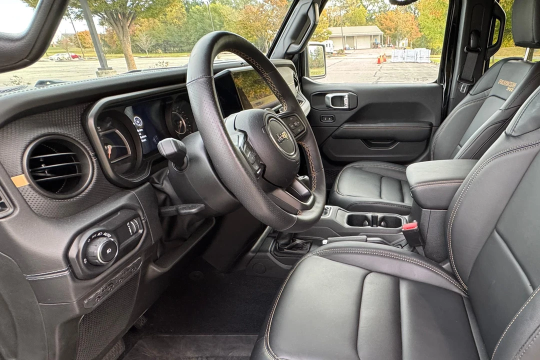 2024 Jeep JL Wrangler - Image 30 of 31