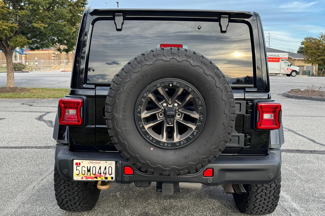 2024 Jeep JL Wrangler - Image 5 of 31