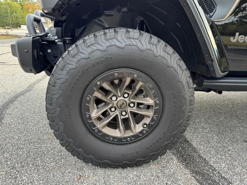 2024 Jeep JL Wrangler - Image 26 of 31