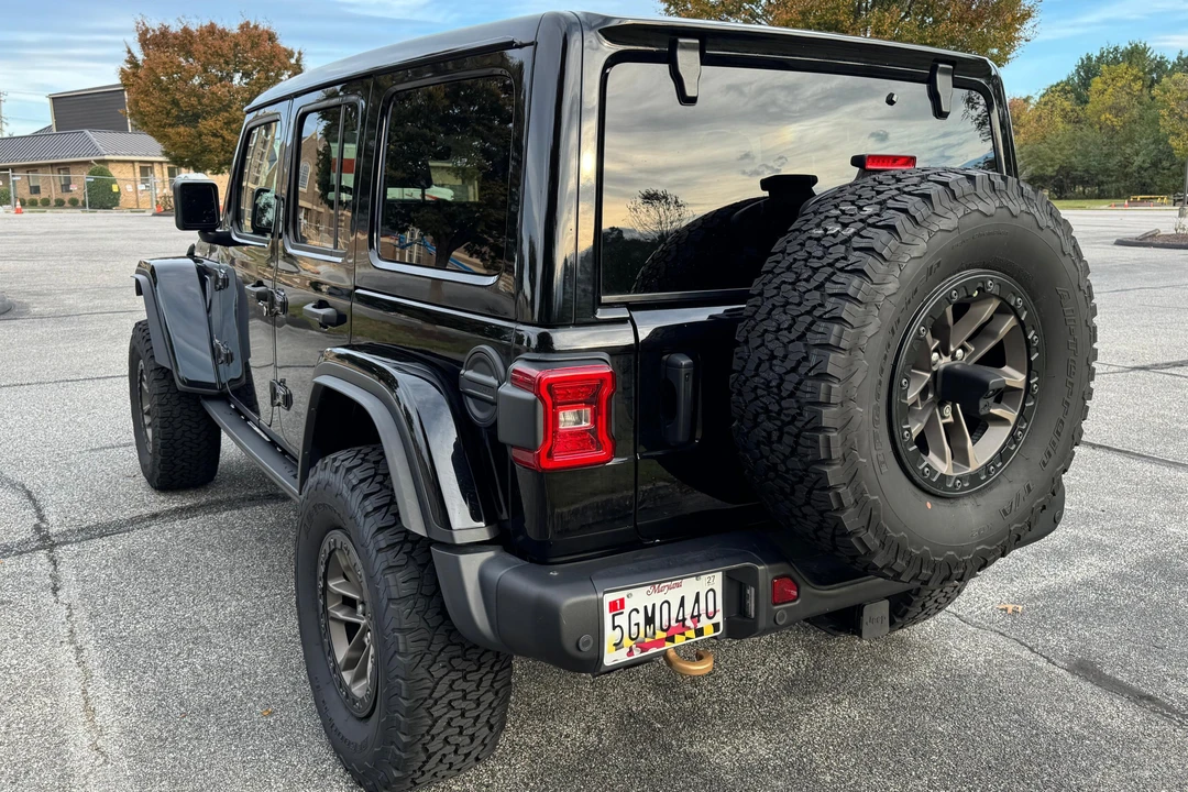 2024 Jeep JL Wrangler - Image 4 of 31