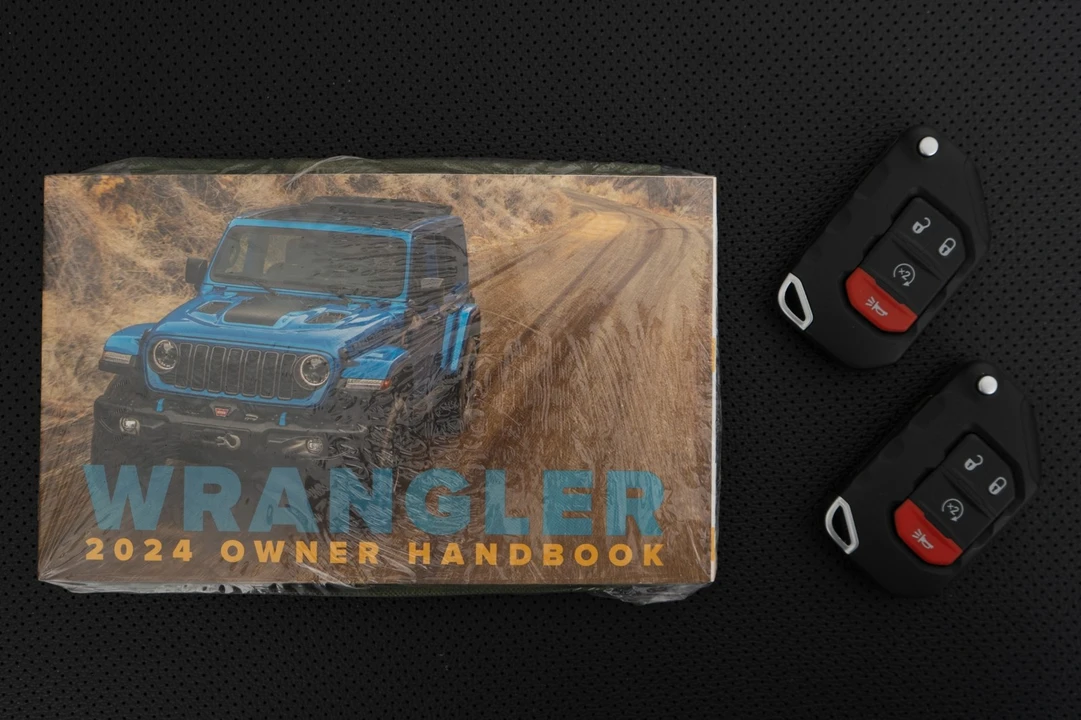 2024 Jeep JL Wrangler - Image 21 of 21