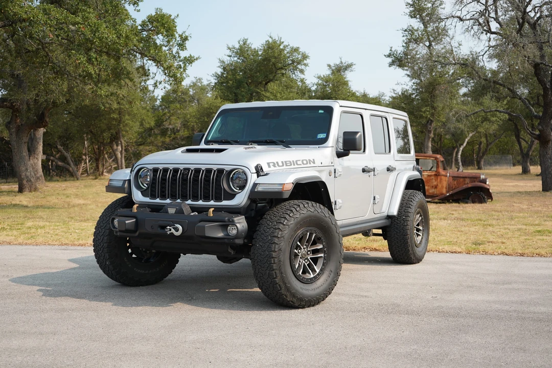 2024 Jeep JL Wrangler Rubicon 392 - Image 2 of 31