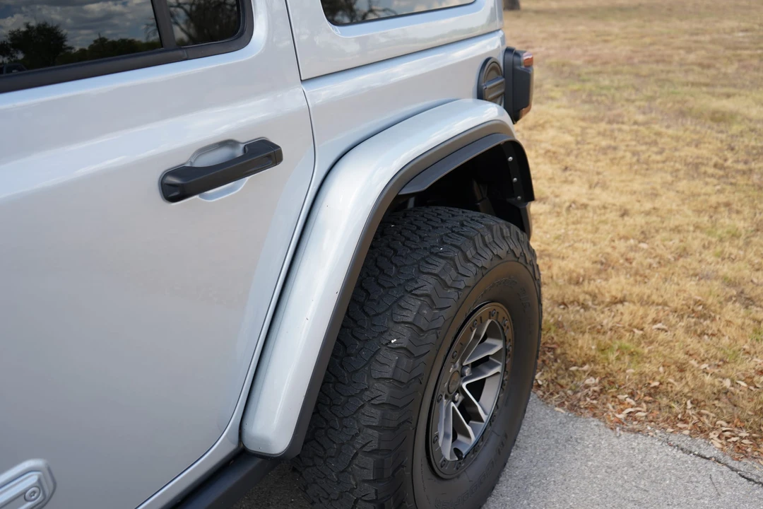 2024 Jeep JL Wrangler Rubicon 392 - Image 19 of 31