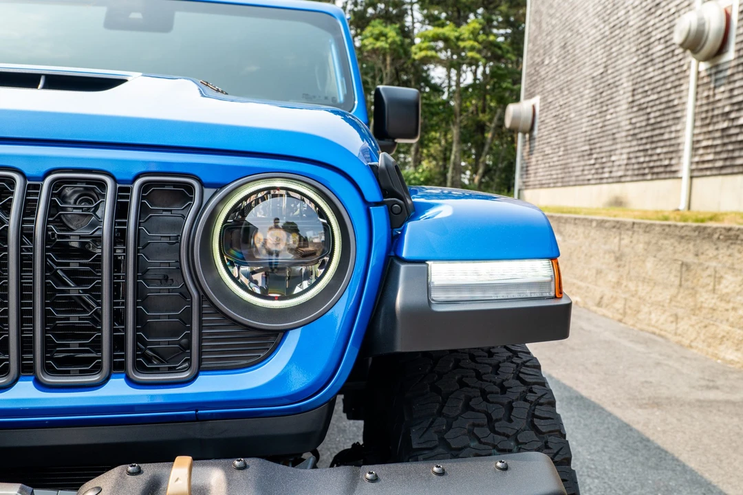 2024 Jeep JL Wrangler - Image 12 of 31