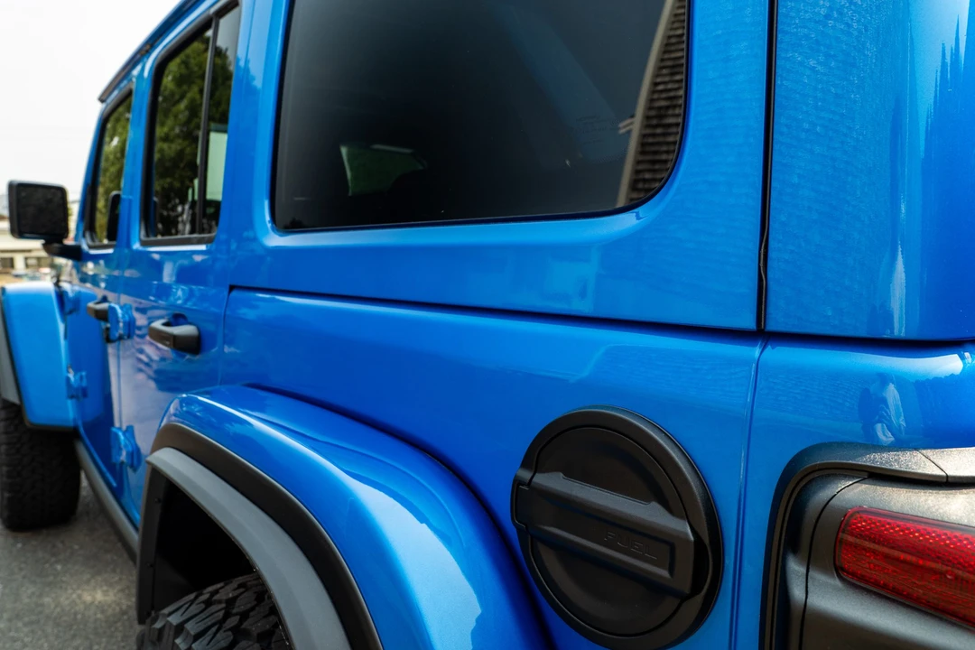 2024 Jeep JL Wrangler - Image 17 of 31
