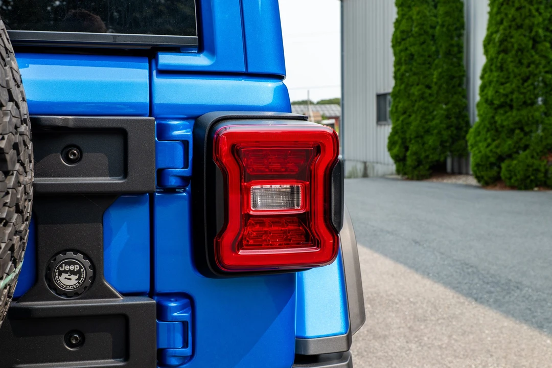 2024 Jeep JL Wrangler - Image 20 of 31
