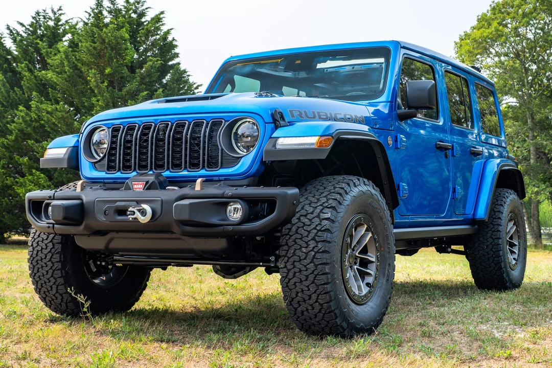 2024 Jeep JL Wrangler - Image 2 of 31