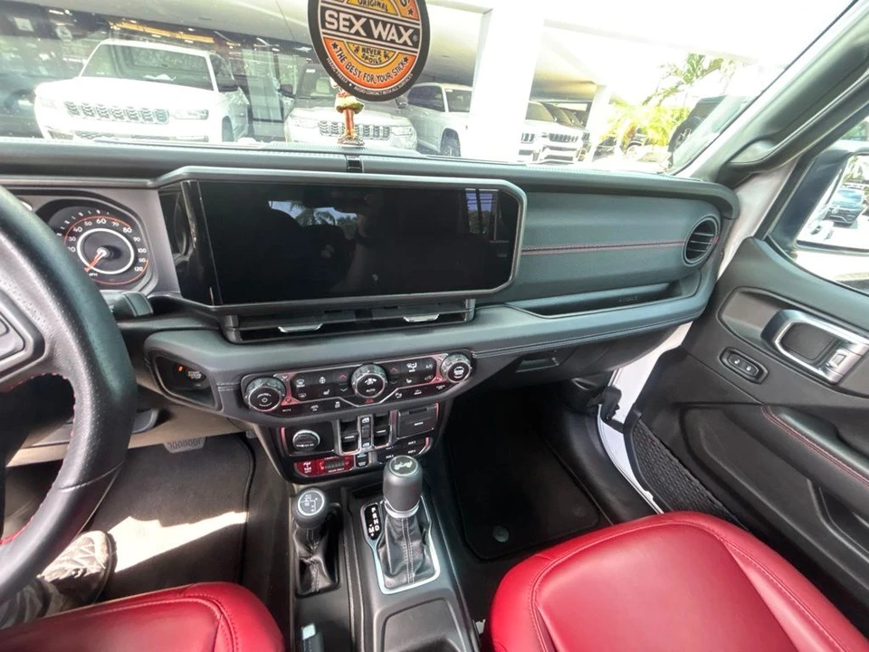 2024 Jeep JL Wrangler Rubicon 392 - Image 13 of 28