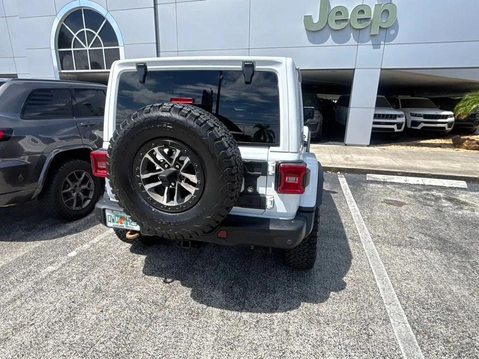 2024 Jeep JL Wrangler Rubicon 392 - Image 7 of 28