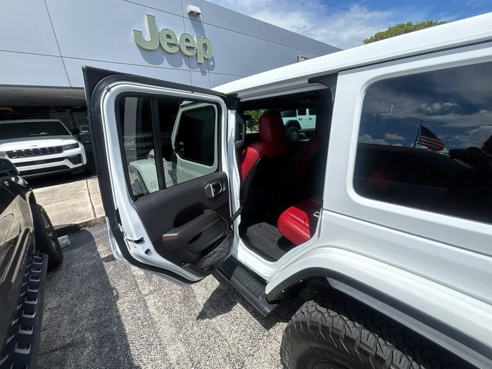 2024 Jeep JL Wrangler Rubicon 392 - Image 19 of 28