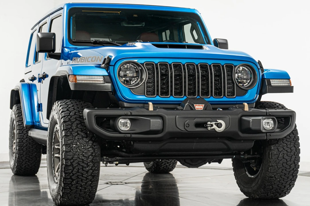 2024 Jeep JL Wrangler - Image 3 of 21