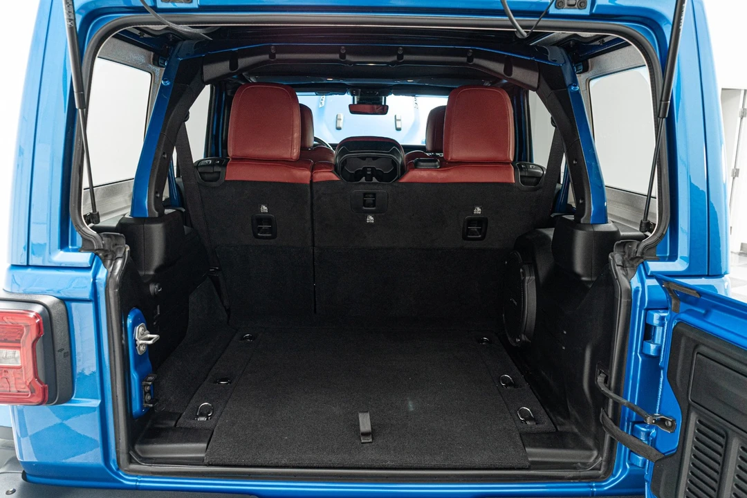 2024 Jeep JL Wrangler - Image 19 of 21