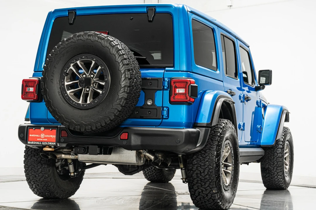 2024 Jeep JL Wrangler - Image 9 of 21