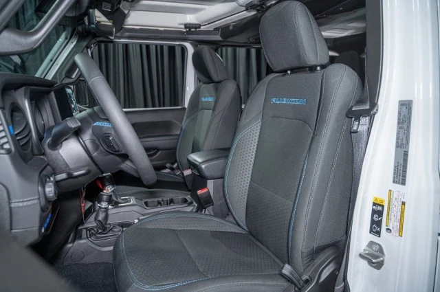 2024 Jeep JL Wrangler - Image 10 of 21