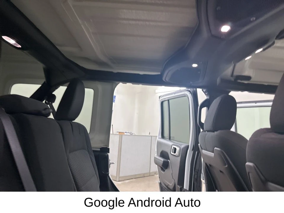 2024 Jeep JL Wrangler - Image 24 of 31