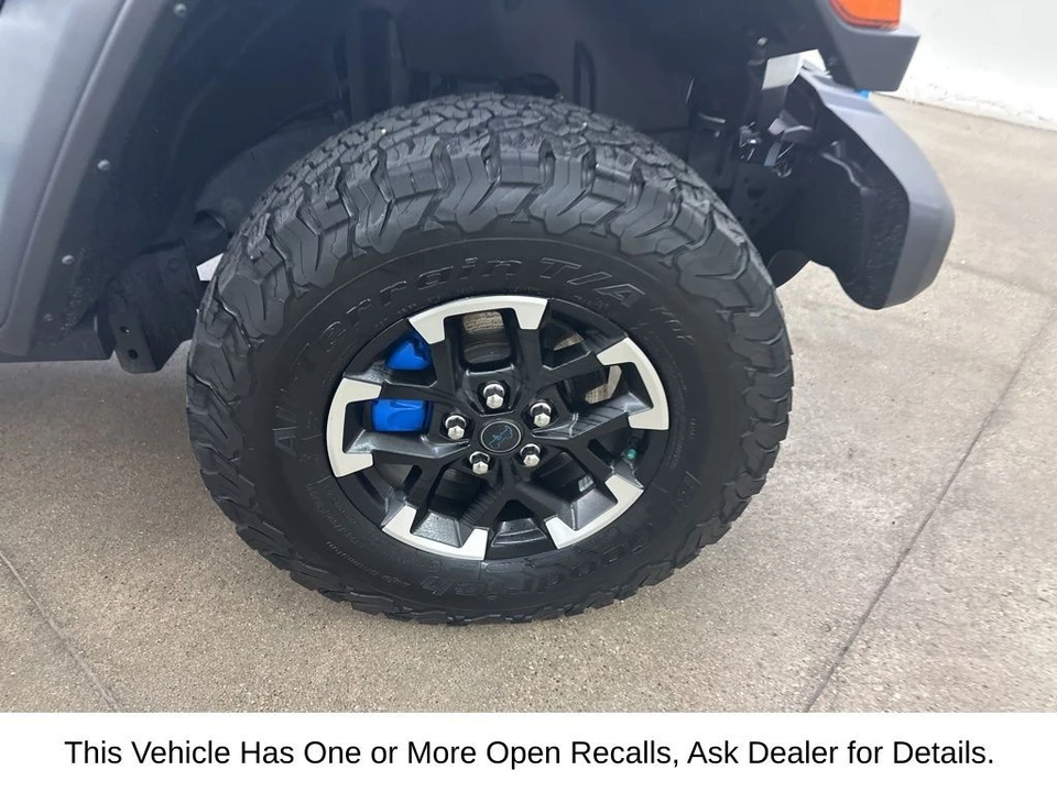 2024 Jeep JL Wrangler - Image 15 of 31