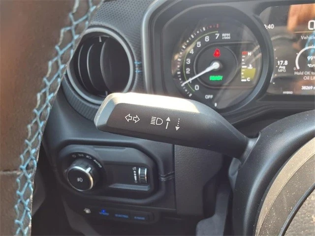 2024 Jeep JL Wrangler - Image 11 of 21