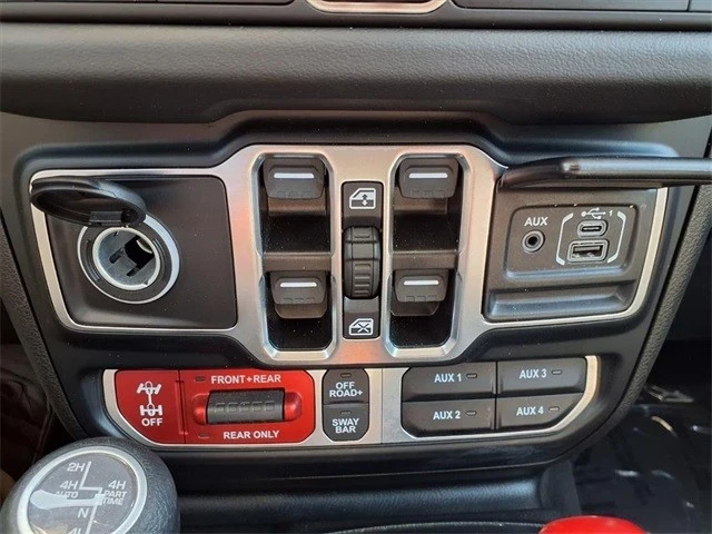 2024 Jeep JL Wrangler - Image 5 of 21
