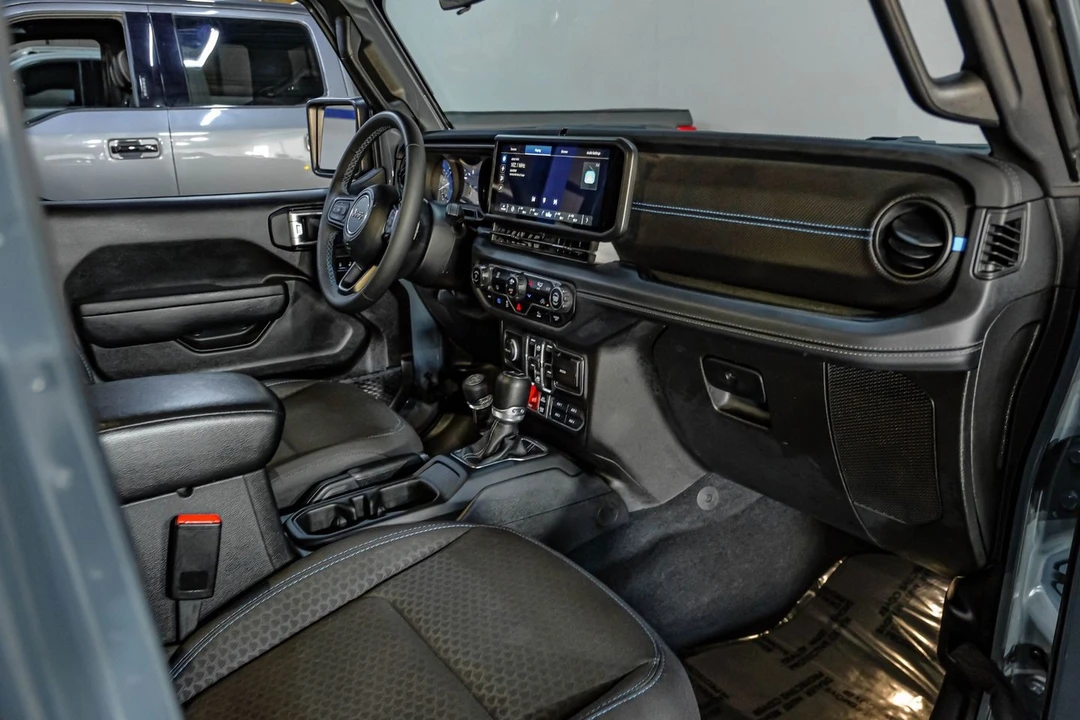 2024 Jeep JL Wrangler Rubicon 392 - Image 19 of 31