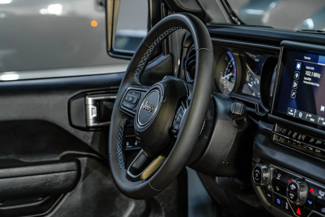2024 Jeep JL Wrangler Rubicon 392 - Image 21 of 31