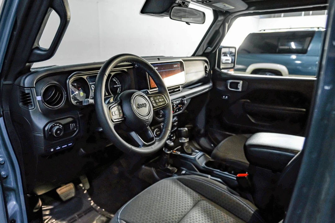 2024 Jeep JL Wrangler Rubicon 392 - Image 3 of 31