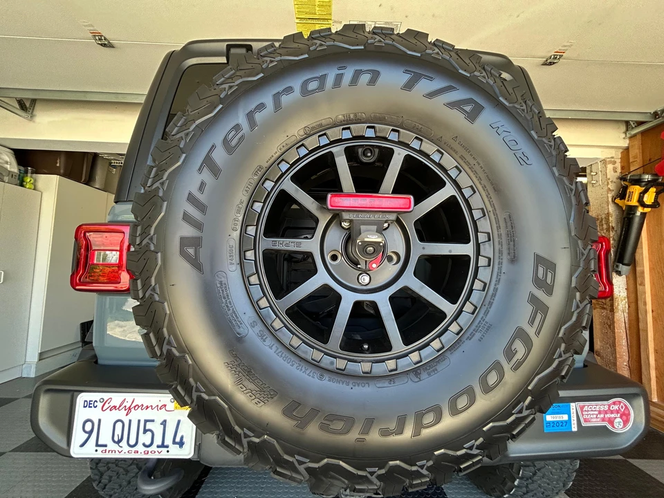 2024 Jeep JL Wrangler - Image 24 of 31