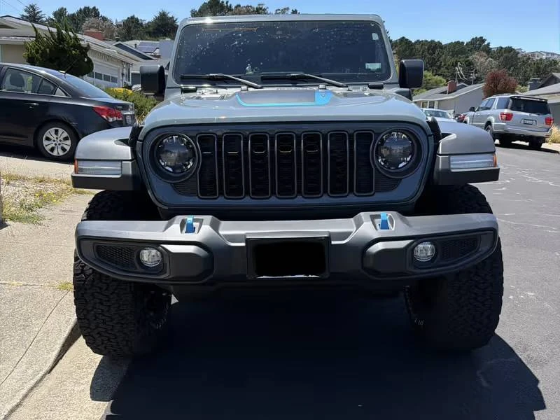 2024 Jeep JL Wrangler - Image 2 of 22