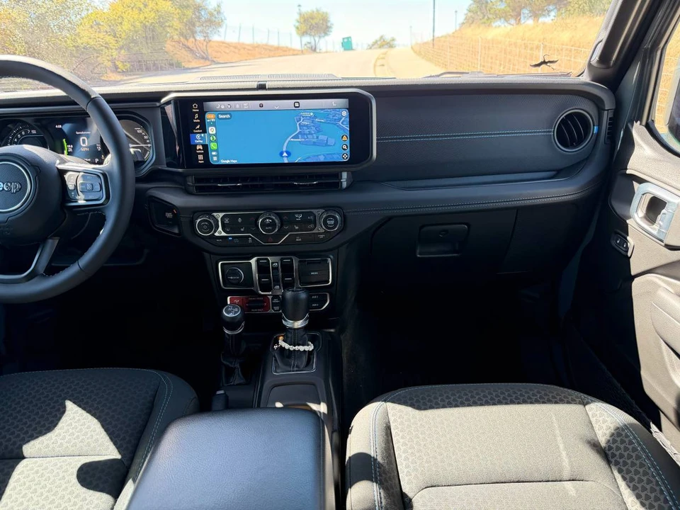 2024 Jeep JL Wrangler - Image 14 of 24