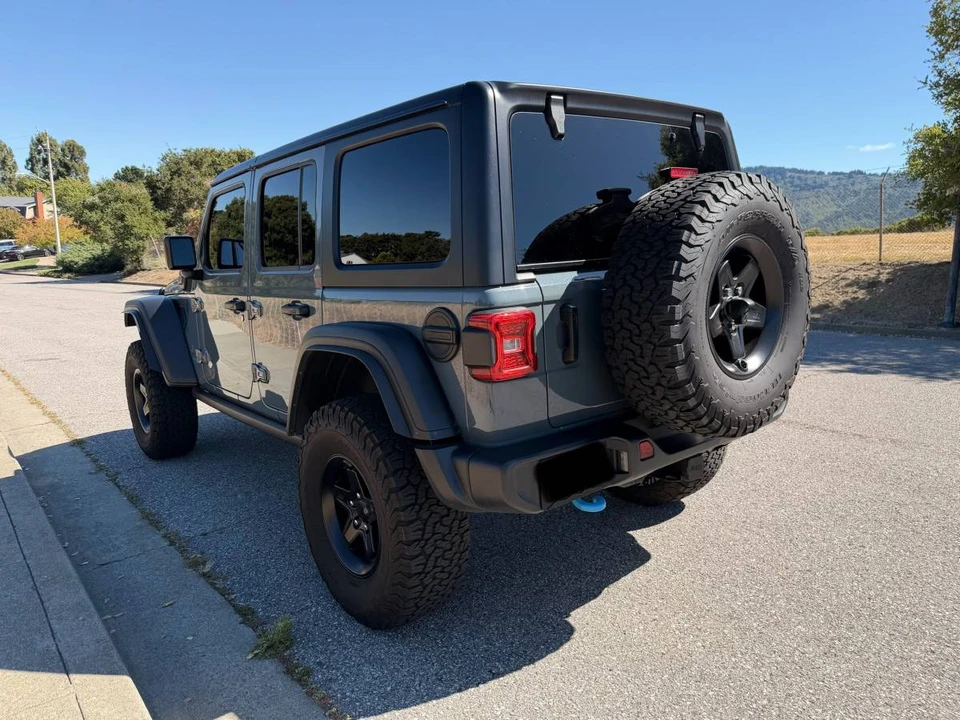 2024 Jeep JL Wrangler - Image 7 of 24