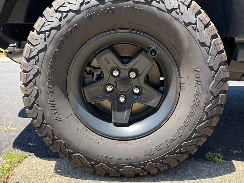 2024 Jeep JL Wrangler - Image 9 of 22