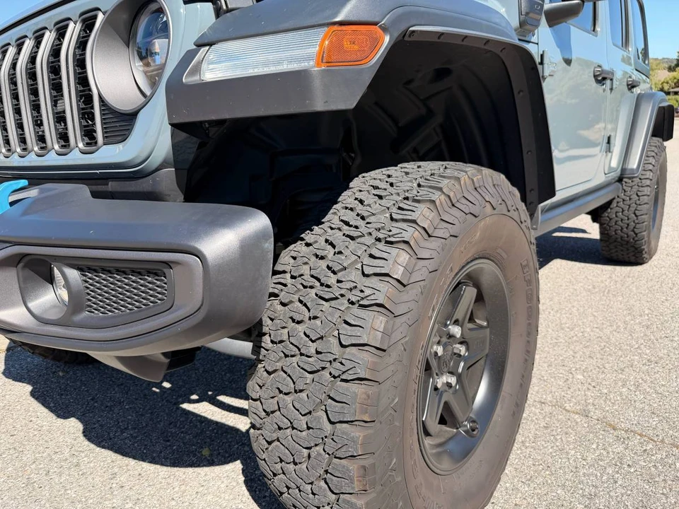 2024 Jeep JL Wrangler - Image 10 of 24