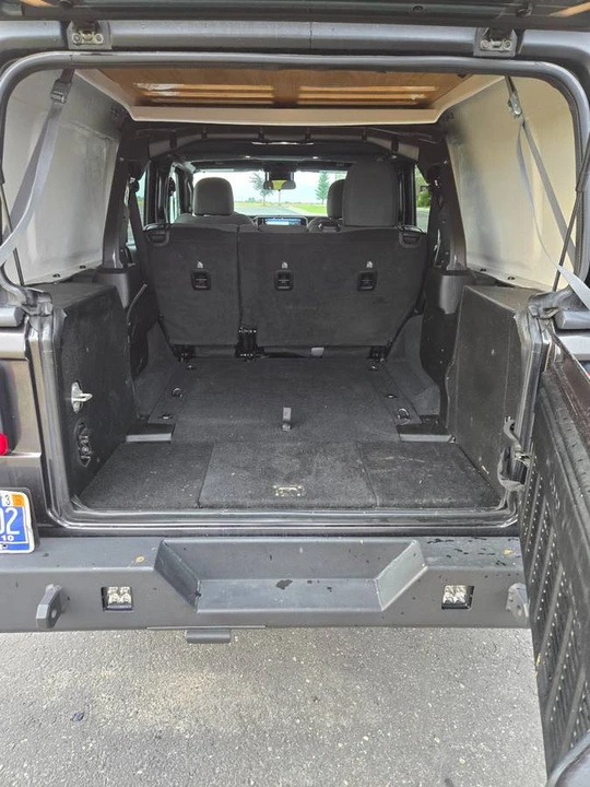 2024 Jeep JL Wrangler - Image 12 of 24