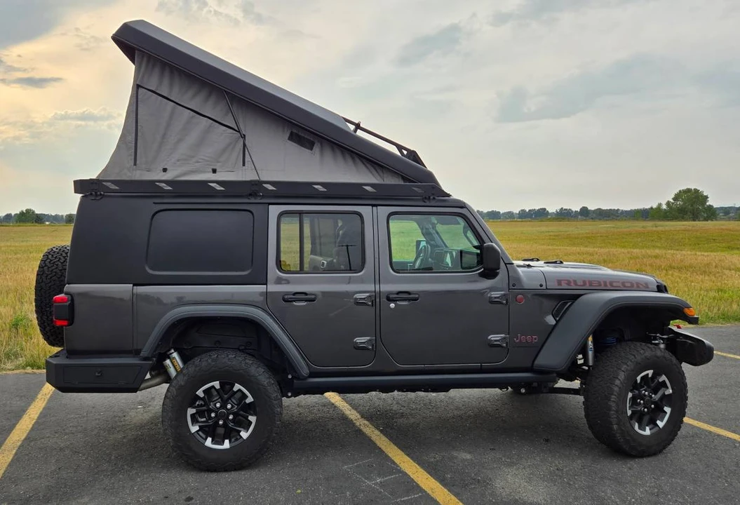 2024 Jeep JL Wrangler - Image 2 of 24