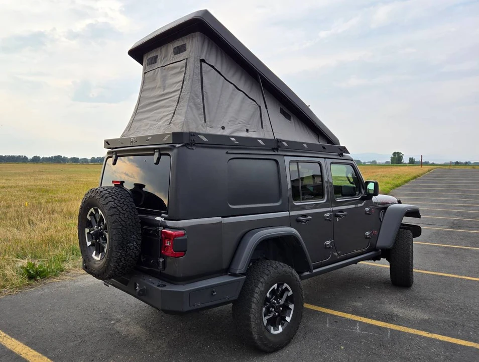 2024 Jeep JL Wrangler - Image 3 of 24