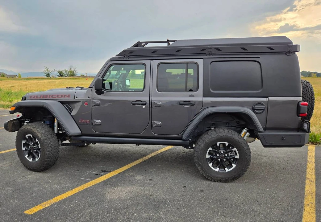 2024 Jeep JL Wrangler - Image 9 of 24