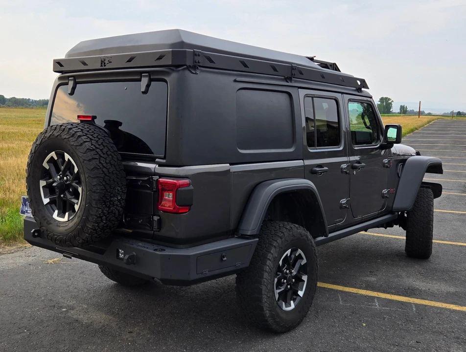 2024 Jeep JL Wrangler - Image 7 of 31
