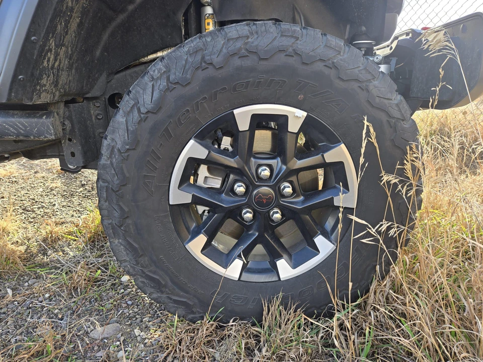 2024 Jeep JL Wrangler - Image 30 of 31