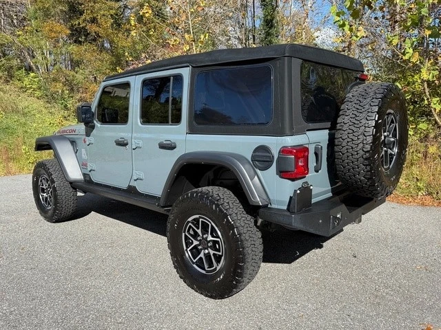 2024 Jeep JL Wrangler - Image 8 of 12