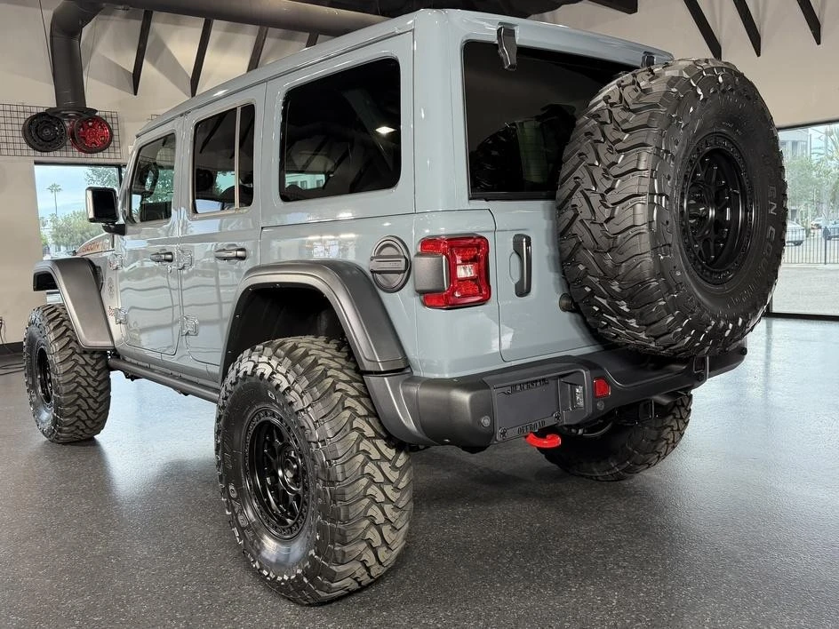 2024 Jeep JL Wrangler Rubicon 392 - Image 17 of 31