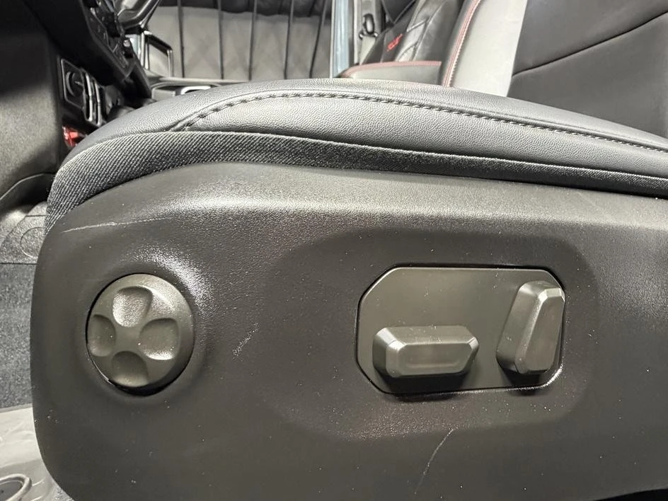 2024 Jeep JL Wrangler Rubicon 392 - Image 24 of 31