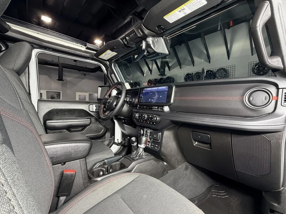 2024 Jeep JL Wrangler Rubicon 392 - Image 25 of 31