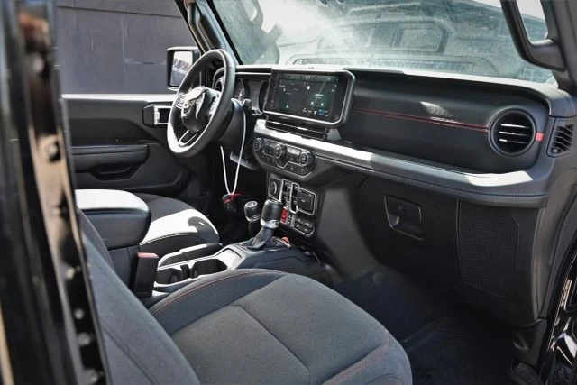 2024 Jeep JL Wrangler Rubicon 392 - Image 15 of 20