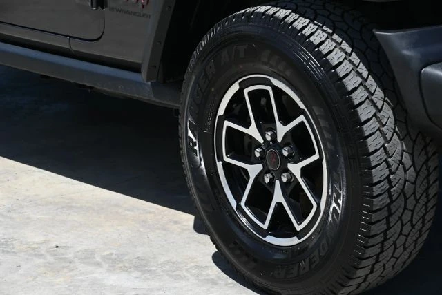 2024 Jeep JL Wrangler - Image 10 of 23