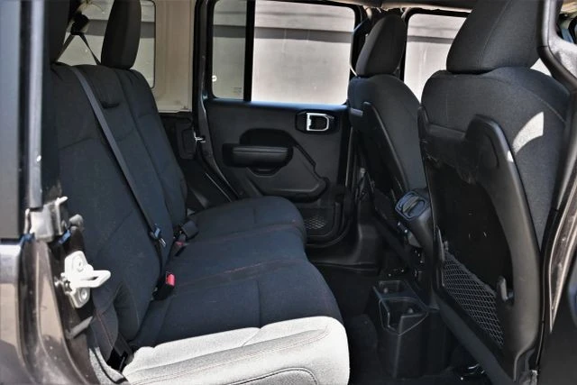2024 Jeep JL Wrangler - Image 19 of 23