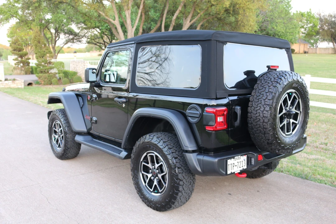 2024 Jeep JL Wrangler - Image 8 of 31
