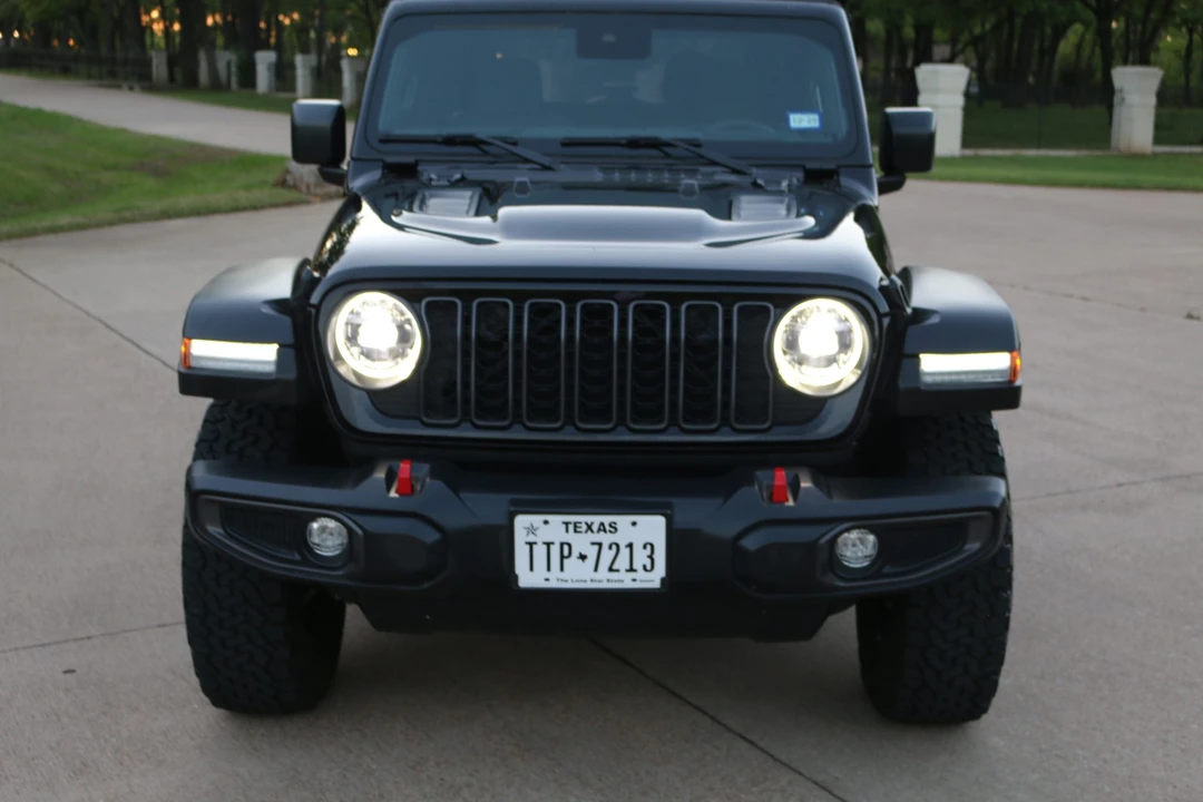 2024 Jeep JL Wrangler - Image 12 of 31